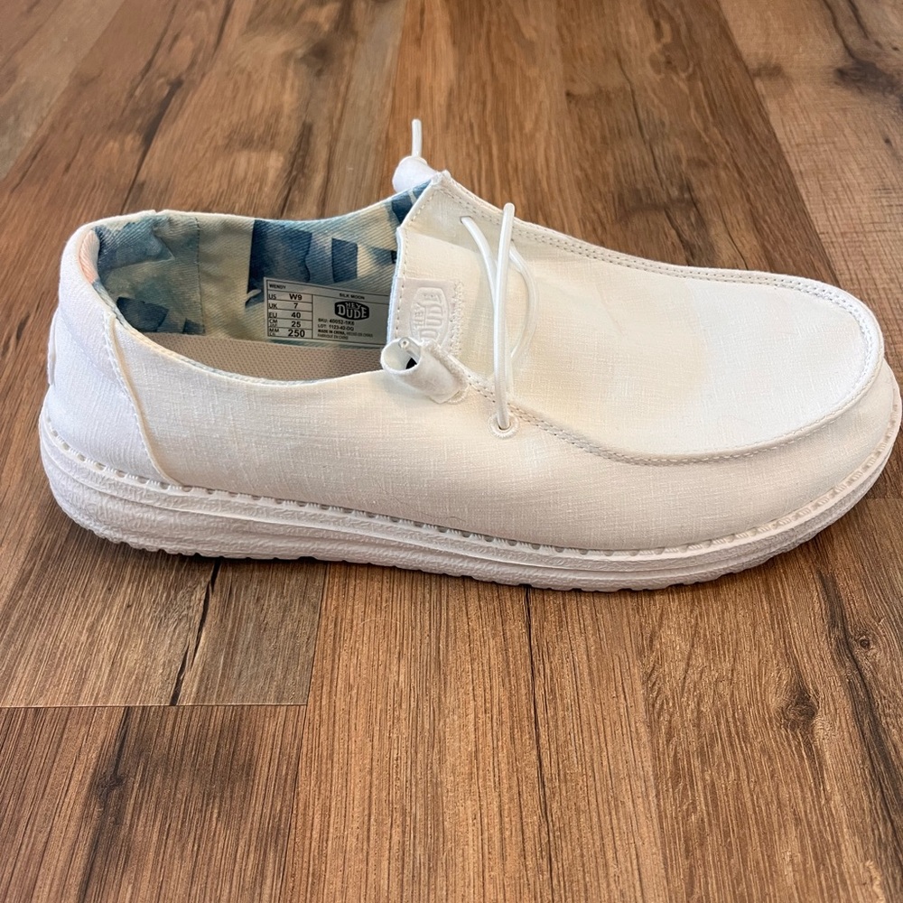 Hey Dude White Loafers with Patterned Lining - image 3